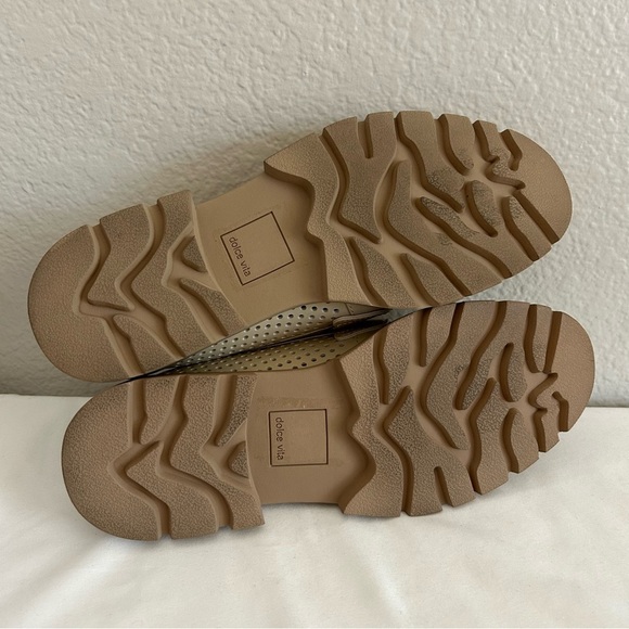 Dolce Vita Women’s Slip-on Ersula Loafer with a Chunky Sole and Heel, Size 7.5 - Picture 8 of 9